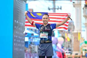 BIB: 5603
                            <button type="button" onclick="openModal(24883063)" class="btn btn-primary btn-sm float-right btn-popup" data-toggle="modal" data-target=".modal-high-quality">
                        <i class="fas fa-shopping-cart"></i> Add to Cart
                    </button>
                                            <button type="button" onclick="isThisMe(24883063, true)" class="btn btn-success btn-sm float-right btn-popup btn-isme hidden" data-toggle="tooltip" data-placement="bottom" title="นี่คือรูปของคุณใช่ไหม คลิกที่นี่เพื่อเอาเข้าอัลบั้ม">
                        <i class="fas fa-plus"></i> Add to album
                    </button>
                    <button type="button" onclick="isThisMe(24883063, false)" class="btn btn-warning btn-sm float-right btn-popup btn-isnotme hidden">
                        <i class="fas fa-ban"></i> Remove from album
                    </button>